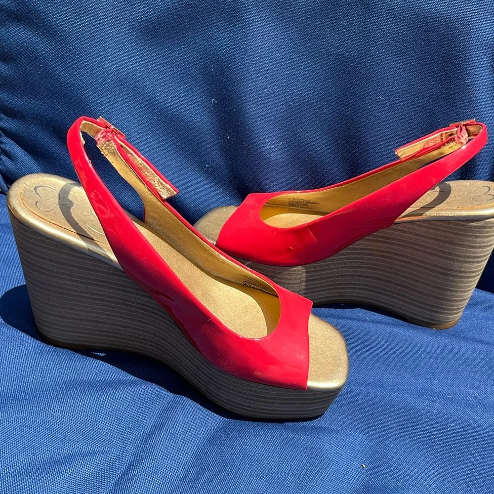 Jessica Simpson 5 1/2 Fushia Open Toe Wedges - Picture 2 of 7